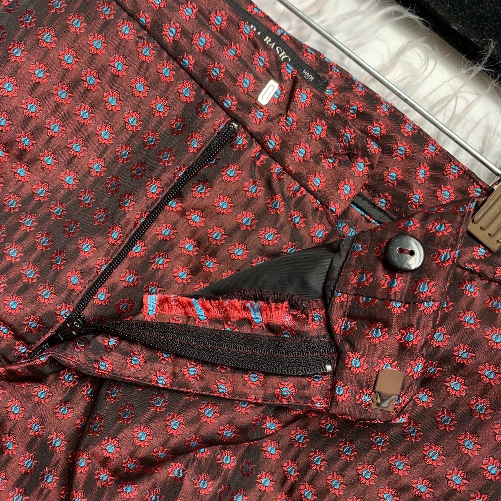 ZARA Jacquard Floral Cropped Trousers - Picture 7 of 8